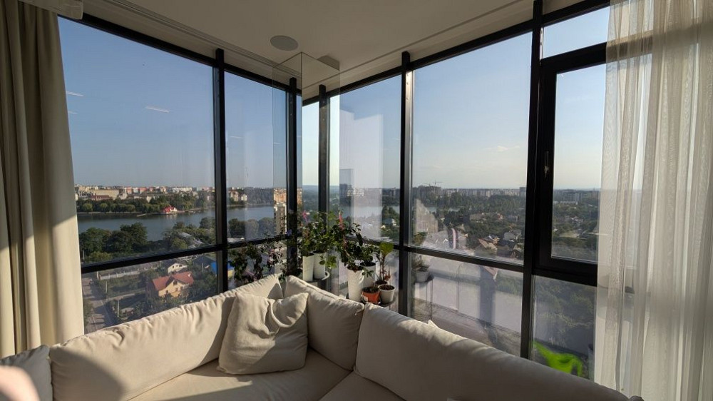 3 кімнатна  квартира з виглядом на міське озеро, дизайнерським ремотом Ивано-Франковск - изображение 6