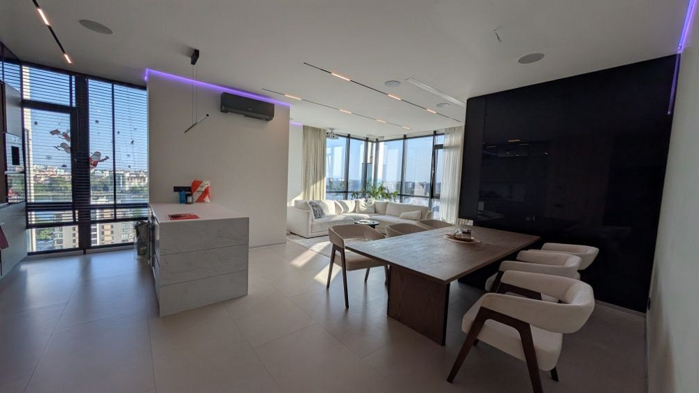 3 кімнатна  квартира з виглядом на міське озеро, дизайнерським ремотом Ивано-Франковск - изображение 7