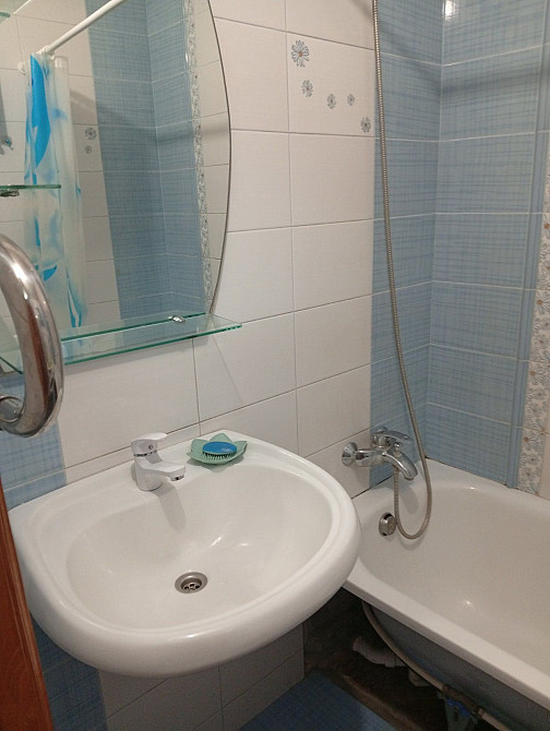 2 кімн  квартира у ЦМ районі  з меблями і технікою Кривой Рог - изображение 6