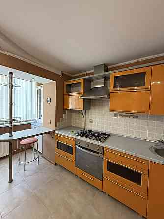 Оренда 2-кім. квартири р-н ринку «Нива» Черновцы