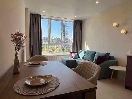 Оренда затишної квартири Варшавський Ретровіль Поділ,  гардеробна є Киев