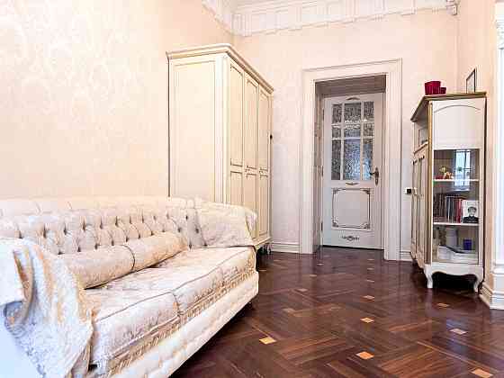 Оренда квартири у центрі Львова, вул. Словацького (Головна пошта) Львов