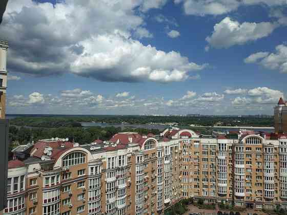 Оренда пентхауса 327м2  три рівні Липки Оболонські Сталінграда Івасюка Киев