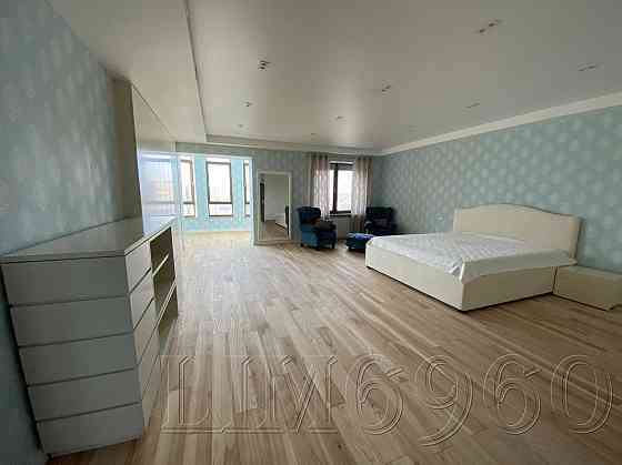 Оренда пентхауса 327м2  три рівні Липки Оболонські Сталінграда Івасюка Киев