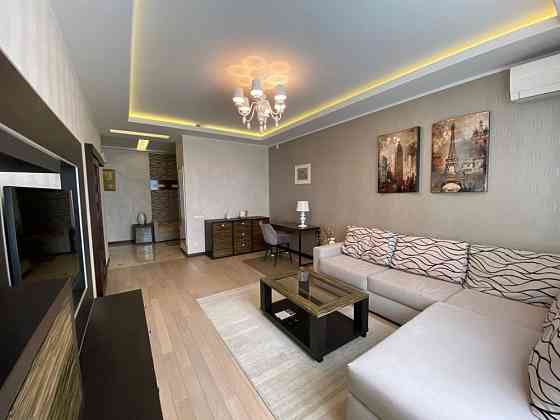 Новопечерськи Липки .Верхогляда (Драгомирова) 7 Киев