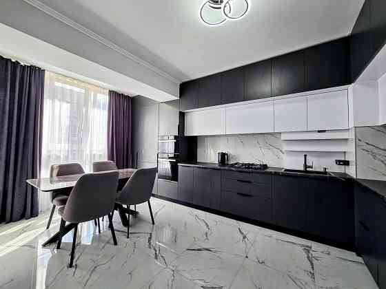 Здається 1 кімнатна "НОВОБУДОВА" вул.ШУХЕВИЧА (McDonald's, ТЦ Майдан) Черновцы