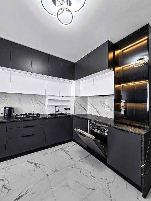 Здається 1 кімнатна "НОВОБУДОВА" вул.ШУХЕВИЧА (McDonald's, ТЦ Майдан) Черновцы - изображение 2