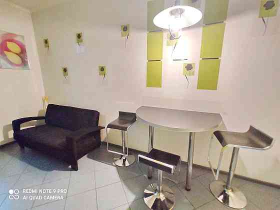 Центр. Поділ. М.Контрактова 5-6 хв. Закрита територія. Щекавицька Киев