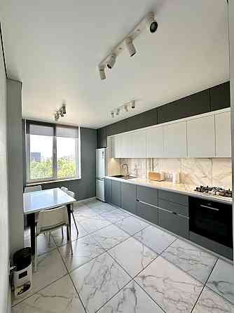 Продаж 2-кімнатна квартира з ремонтом Вишневе One House без % Вишневое