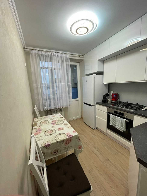 Продається 2-кімнатна квартира з ремонтом! вул. Стебницька, 76 Трускавець - зображення 2