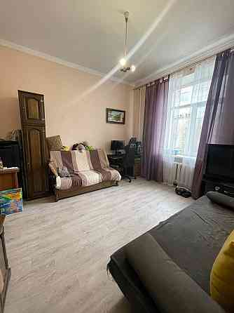 Продаю 3х комн. Сталинка. Центр центра города.ул.Первозвановская 2 Днепр