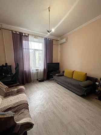 Продаю 3х комн. Сталинка. Центр центра города.ул.Первозвановская 2 Днепр