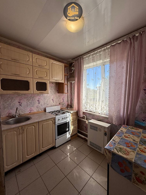 Продам 2-х кімнатну квартиру 43.9м2, поверх 1, ЦЕНТР, село Бузова Бузовая - изображение 1