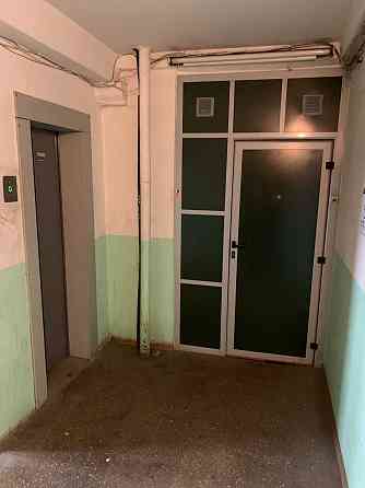 Двухкомнатную пр Свободы 28 срочно продам Київ