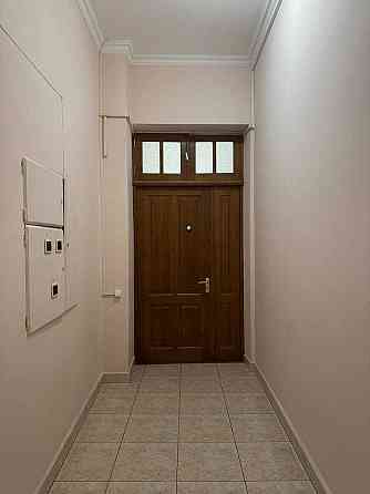 Січових Стрільців(Артема)40 Квартира + парко місця Історичний Центр Київ