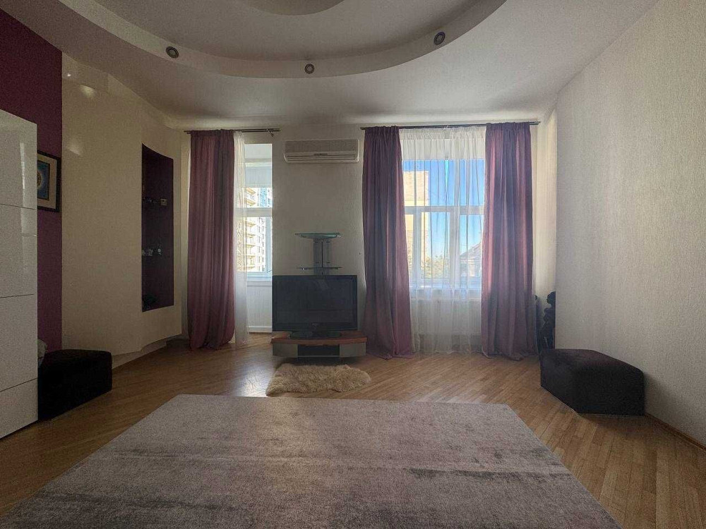 Січових Стрільців(Артема)40 Квартира + парко місця Історичний Центр Киев - изображение 5