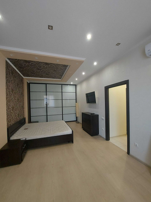 Продам 2 комн.кв. на Таирова, с ремонтом 82 м2. Одесса - изображение 8