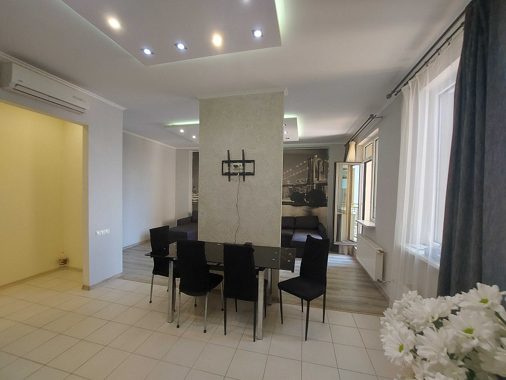 Продам 2 комн.кв. на Таирова, с ремонтом 82 м2. Одесса - изображение 4