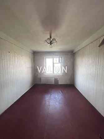 Продаж 3-кім. квартири Оболонський проспект без ремонту, метро Оболонь Київ