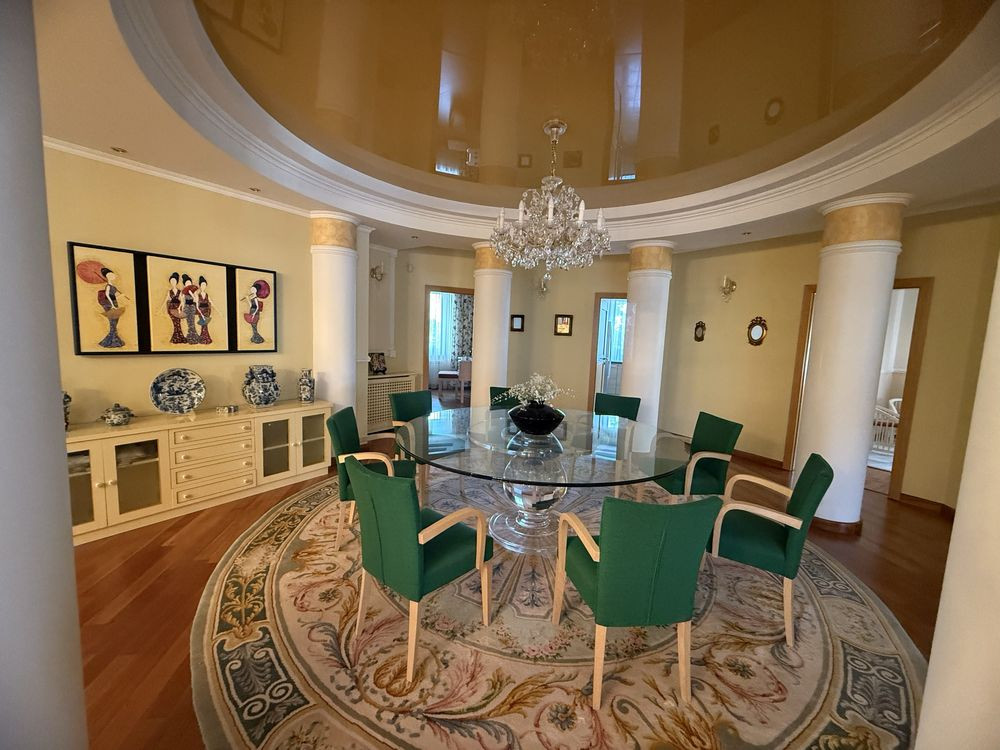 Сахарова, Стрийський парк, ближній центр Львів - зображення 1