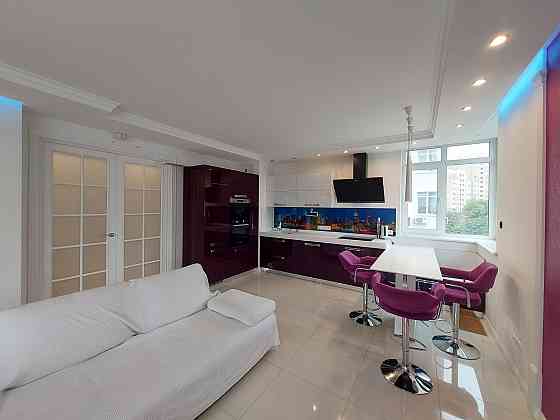 Квартира 101 м2 + паркомісце, вул. Гетьмана 30б, Шулявка Киев