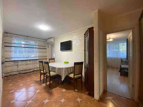 Сдам до лета 2 комнатную со студией на Парковой Чорноморськ