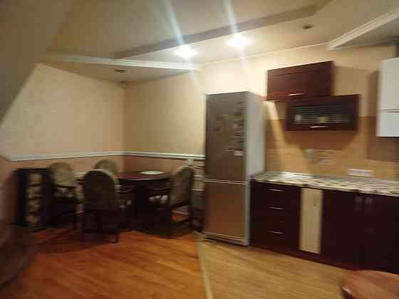 Сдам 3 эт квартиру 145 м Базарная уг.Канатной Одесса