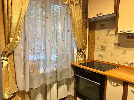 2-комнатная квартира,полная комплектация, безопасный этаж, парк победы Одесса