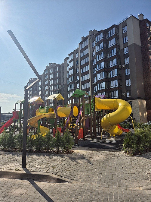 Здам чудову квартиру в жк Гранд Сіті Домбровський Житомир - изображение 1