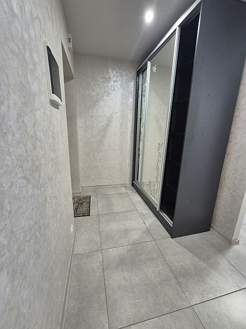 Здам чудову квартиру в жк Гранд Сіті Домбровський Житомир - изображение 6