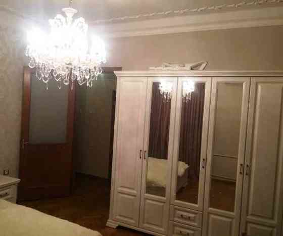 3-комнатная сталинка в Малиновском (Хаджибейском ) районе Одеса