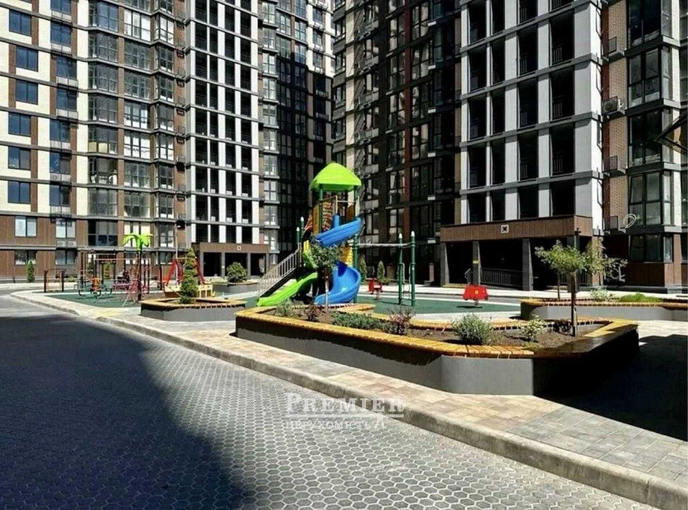 3-кімнатна квартира.  Центр міста. Готова до ремонту. 93м2  75000 у.о. Одеса - зображення 1