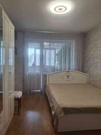 Ул. Глушко. Центр Таирова. 3 комн. 62 м. Средний этаж. Одеса