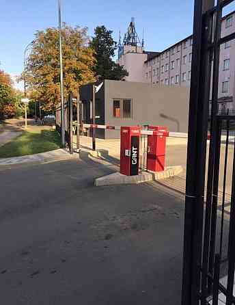 Прдажа 2х.кім.квартири, Кришталеві джерела,вул. Заболотного148В,1 сек Київ