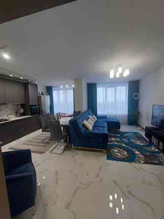 Продам неймовірну великогабаритну квартиру біля Областної лікарні. Кропивницький