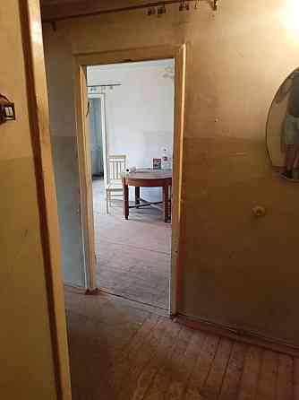 3-х кімнатна квартира під ремонт пр-т Металургів 9 3/5 поверх Кривой Рог