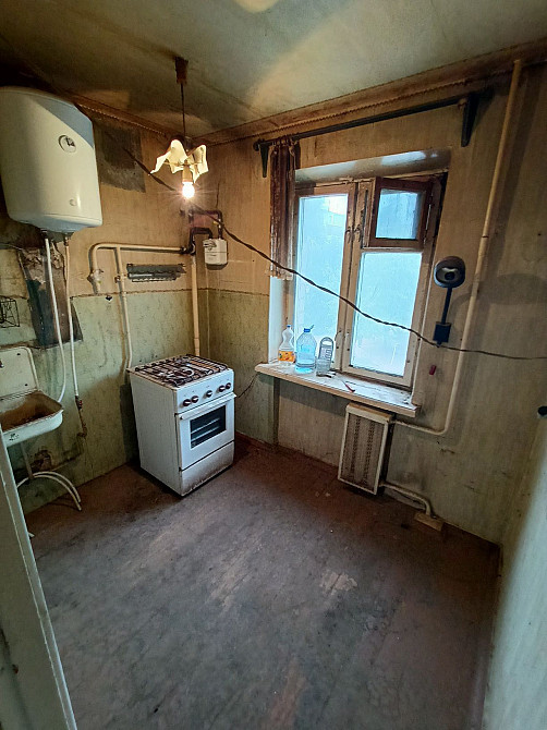 3-х кімнатна квартира під ремонт пр-т Металургів 9 3/5 поверх Кривий Ріг - зображення 8