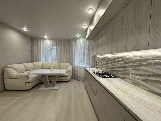 Оренда 2-кімнатноі квартри . Перша здача в оренду . Рівне