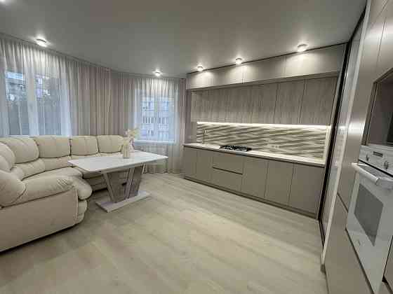 Оренда 2-кімнатноі квартри . Перша здача в оренду . Рівне