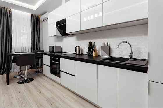 Долгосрочно новая стильная квартира 2 мин до Дерибасовская Одесса