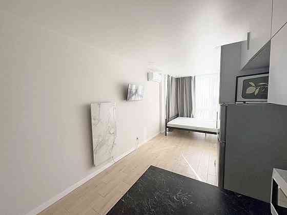 Оренда видової 1 кімнатної  ЖК 4U, Олега Мудрака (Наумова Генерала) Киев