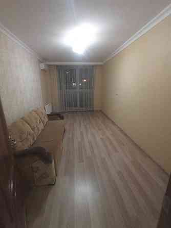 здаю 2-кімн квартиру на Позняках, вулиця Драгоманова 2б Киев