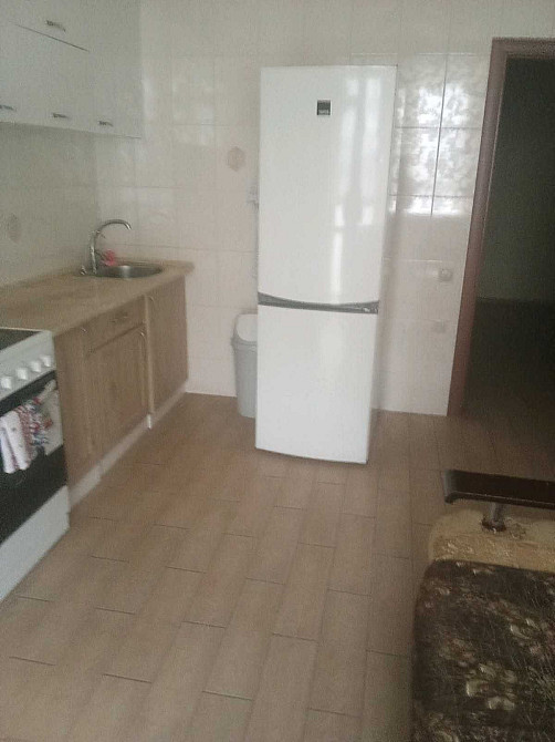 здаю 2-кімн квартиру на Позняках, вулиця Драгоманова 2б Киев - изображение 3