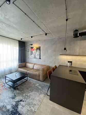 Оренда євродвушки White Lines, метро Голосіївська, Васильківська Київ