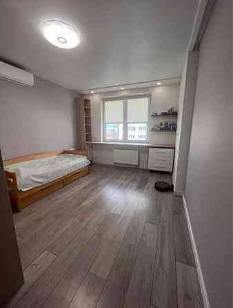 Продаж 2к квартири жк Новомостицько-Замковецкий вул.Сергія Данченка Київ