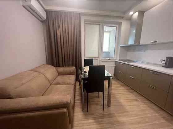 Продаж 2к квартири жк Новомостицько-Замковецкий вул.Сергія Данченка Київ