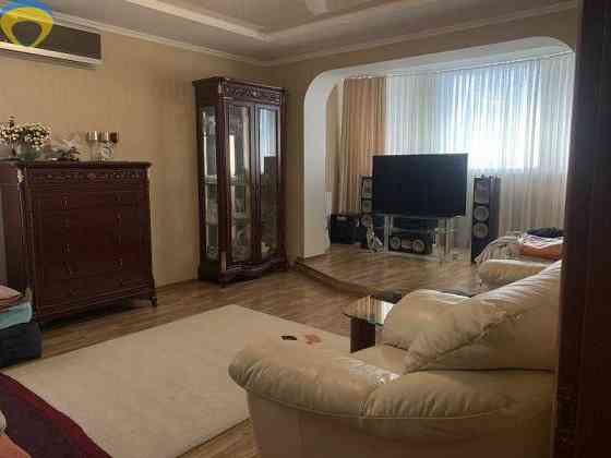 Квартира з якісним ремонтом меблями та технікою на пр.Добровольського Одеса