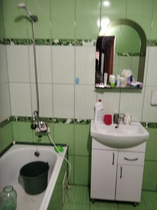 Продам однокімнатну квартиру в буднку на три сімї без ремонту . Дрогобич - зображення 2