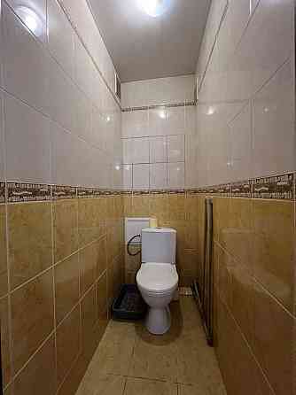 Трикімнатна квартира ( у дворі є дитячий садочок) Фастів