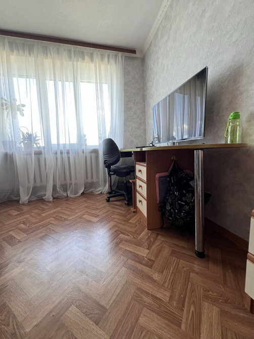 Трикімнатна квартира ( у дворі є дитячий садочок) Фастів - зображення 5